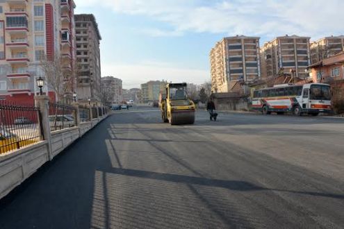  Çakır, asfalt ve yol genişletme çalışmalarını yerinde inceledi