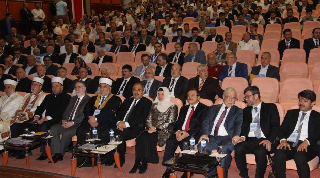 Cami Sempozyumu yapıldı