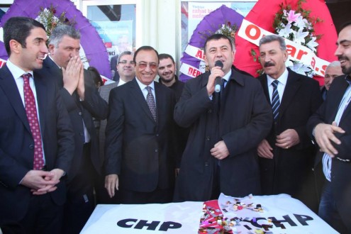 CHP , AKÇADAĞ'DA 2. SEÇİM BÜROSUNU AÇTI