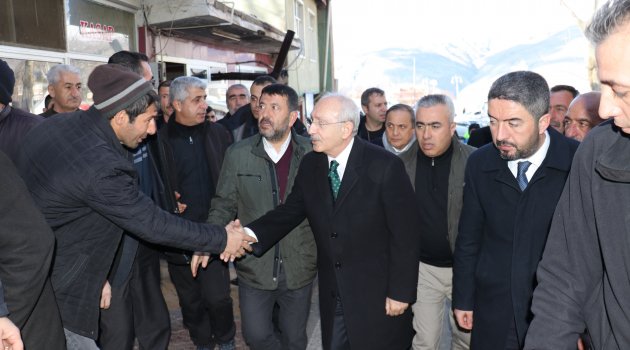 CHP Lideri deprem bölgesinde!