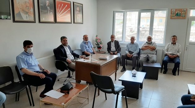 "CHP'yi malzeme yapmak istiyor"