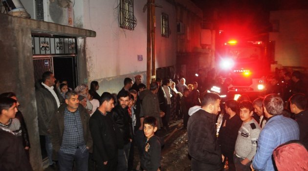 Cizre'de yangın mahalleyi sokağa döktü