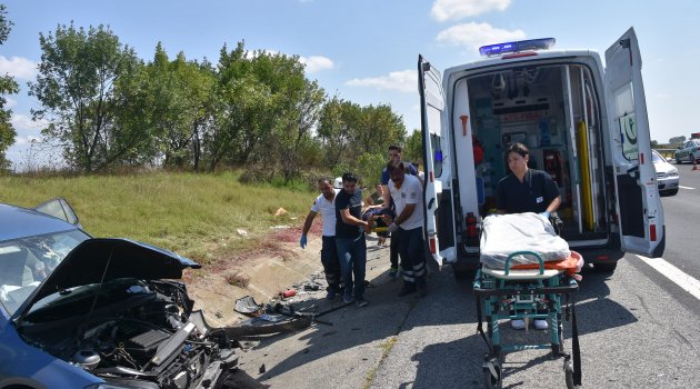 Çorlu'da bayram dönüşü kaza: 2 ölü, 5 yaralı