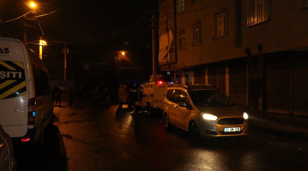 Diyarbakır'da silahlı kavga: 1'i ağır 3 yaralı