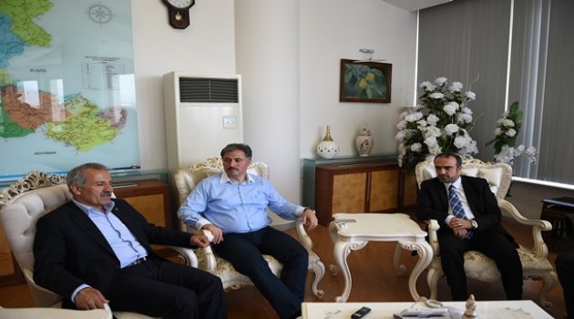 Diyarbakır Milletvekili İçten,Başkan Çakır'ı ziyaret etti