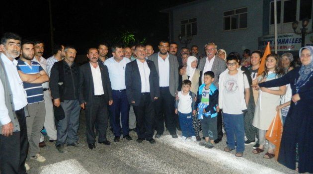 Doğanşehir'de seçim kutlamaları