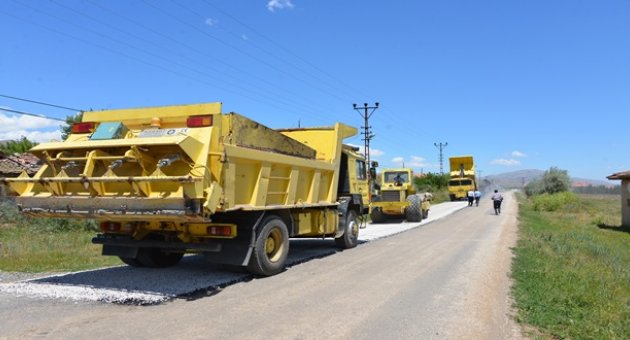 Doğanşehir'de Yol Bakım-Onarım Çalışması