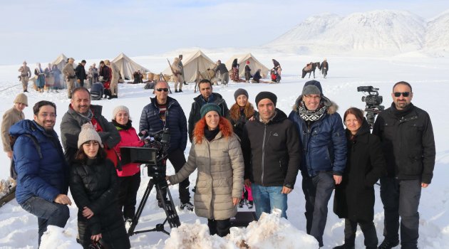 Dondurucu soğukta belgesel çekimi