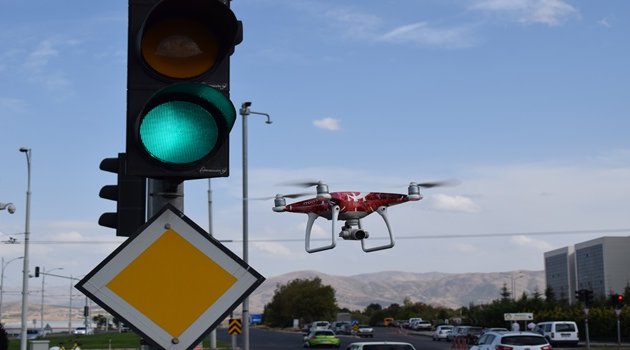 Drone destekli trafik denetimi