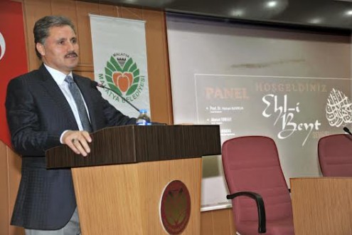"EHL-İ BEYT SEVGİSİ PANELİ" YAPILDI