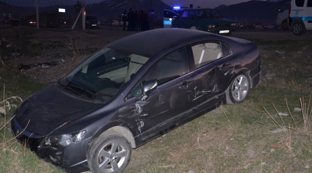 Elbistan'da tır ile otomobil çarpıştı: 5'i çocuk 6 yaralı