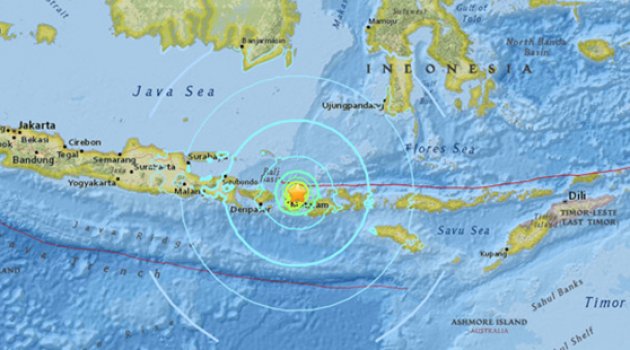Endonezya'da 6,8 büyüklüğünde deprem