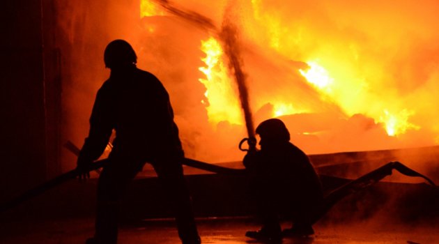 Endonezya'da kibrit fabrikasında yangın: En az 30 ölü