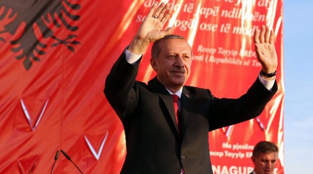 Erdoğan: Mursi idam edilirse şehit olacak