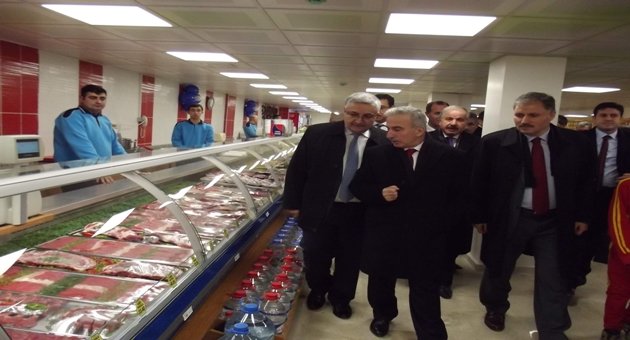 Esenlik Marketlerin Yeni Şubesi Törenle Açıldı