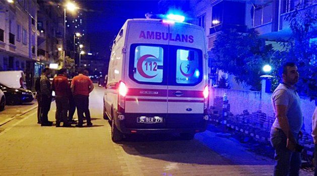 Esenyurt'ta yabancı uyruklu kadın 4 katlı binadan düştü