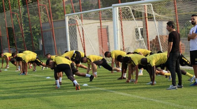 Evkur Yeni Malatyaspor Beşiktaş'a sürpriz peşinde