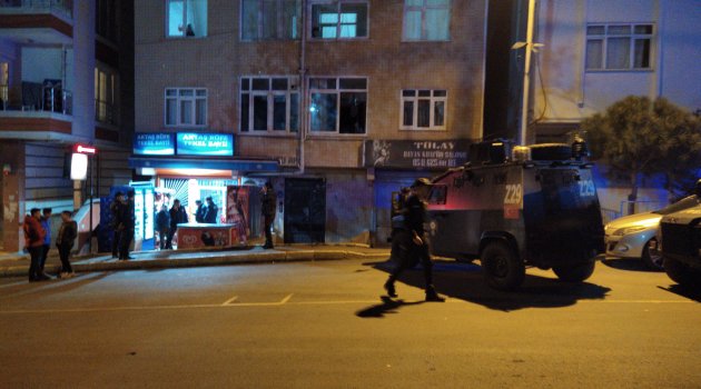 Eyüpsultan'da büfeye silahlı saldırı: 1 ağır yaralı