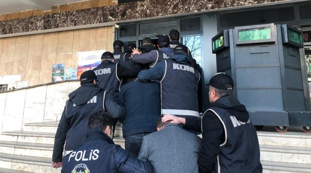 FETÖ'den 13 kişi gözaltına alındı