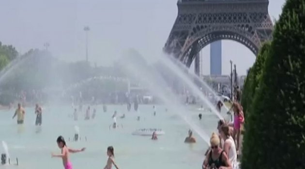 Fransa'da 30 kişi boğularak öldü