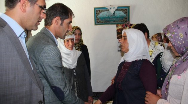 HDP'den şehit askerin ailesine ziyaret