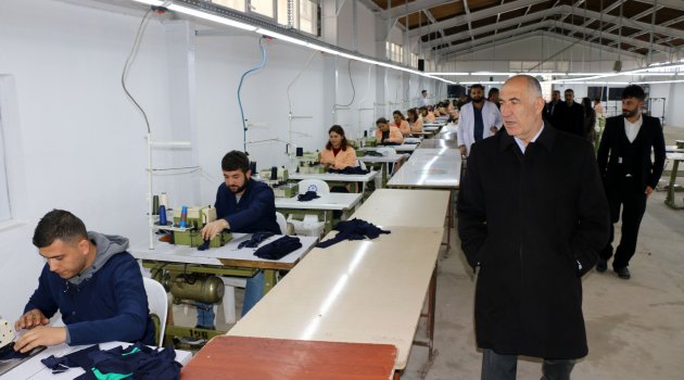 Hekimhan'da Tekstil Fabrikası açıldı
