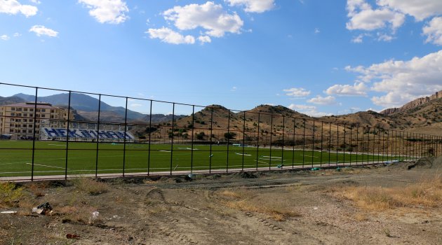 Hekimhan futbol sahası Ağustos'ta tamamlanacak