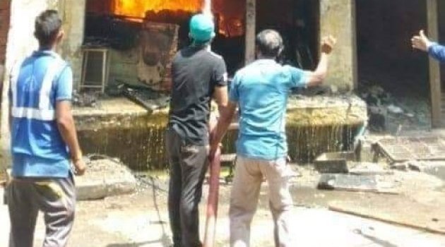 Hindistan'da boya dükkanında yangın: 4'ü çocuk 7 kişi öldü