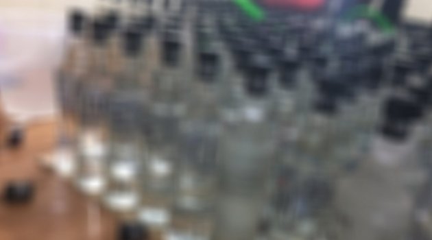 Hindistan'da sahte içki faciası: 100'den fazla ölü