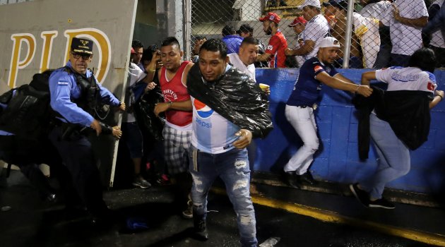 Honduras'ta futbol maçında kan aktı: 3 ölü 12 yaralı