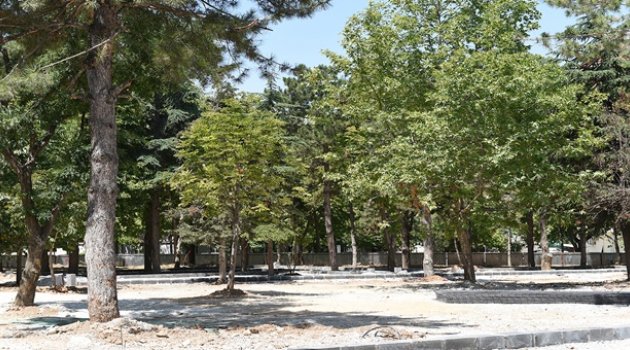 Hürriyet Parkında Çalışmalar Yoğunlaştı