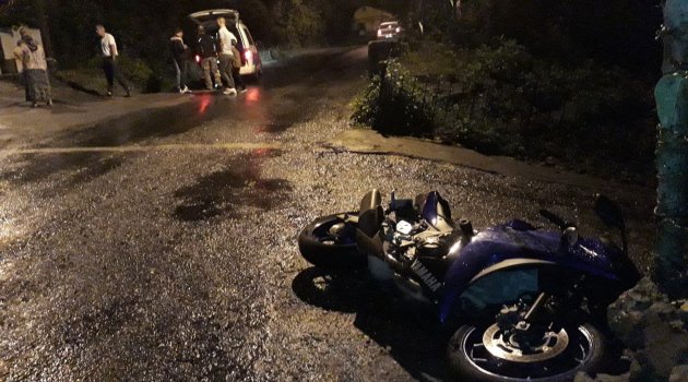 İki ayrı motosiklet kazasında sürücüler yaralandı