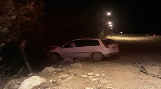 İki otomobil çarpıştı: 5 yaralı