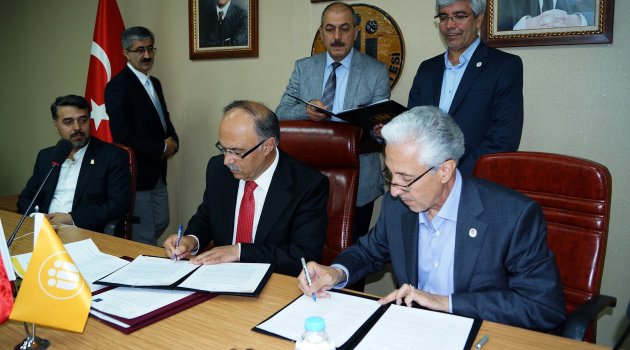 İnönü Üniversitesi,İran Üniversiteleriyle İşbirliği Protokolü İmzaladı