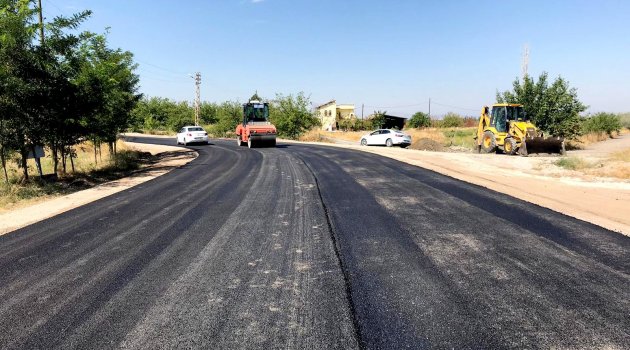 İskele yolunda asfaltlama çalışmaları