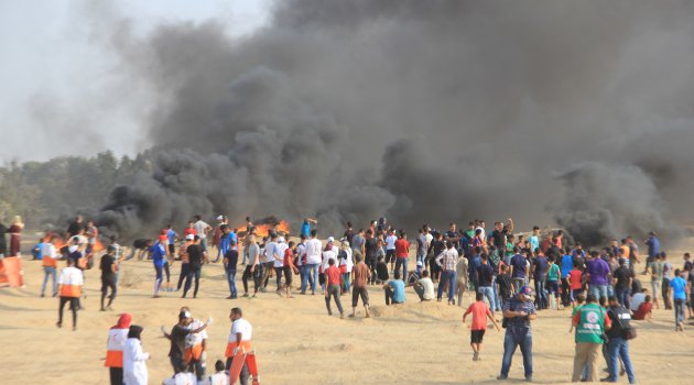 İsrail askerleri Gazze sınırında 240 Filistinliyi yaraladı
