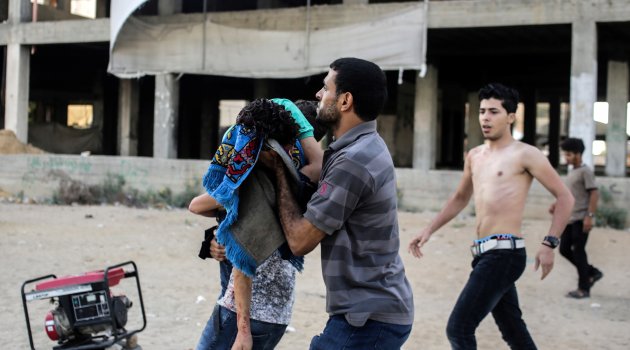 İsrail, Gazze şehir merkezini bombaladı: 2 çocuk öldü