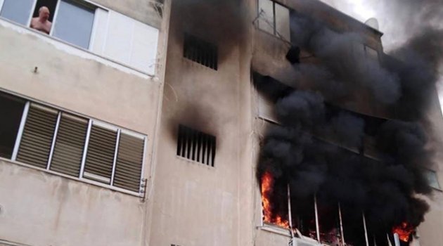 İsrail'de bina yangını: 16 yaralı