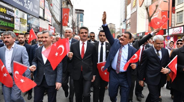 İstiklalden istikbale yürüyüşü