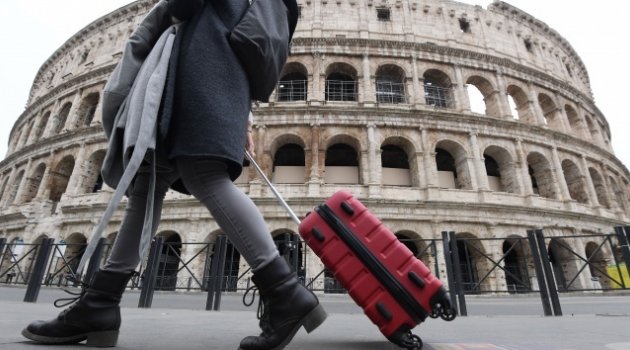 İtalya 13 ülkeden gelen yolculara giriş yasağı getirdi