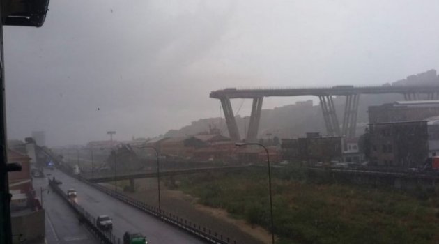 İtalya'da köprü çöktü