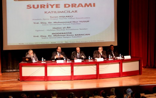 İÜ'de Suriye Dramı Paneli Yapıldı