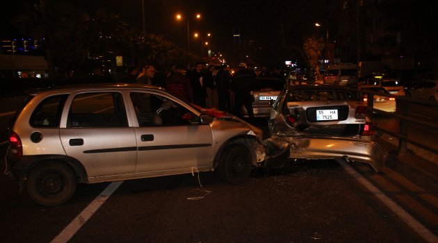 İzmir'de asker uğurlama konvoyu kaza yaptı