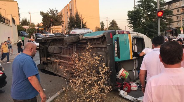 İzmir'de feci kaza: 1 ölü 8 yaralı