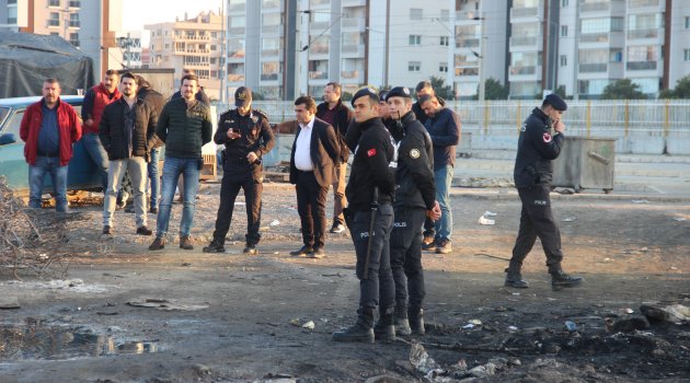 İzmir'de iki aile arasında silahlı çatışma: 4 yaralı