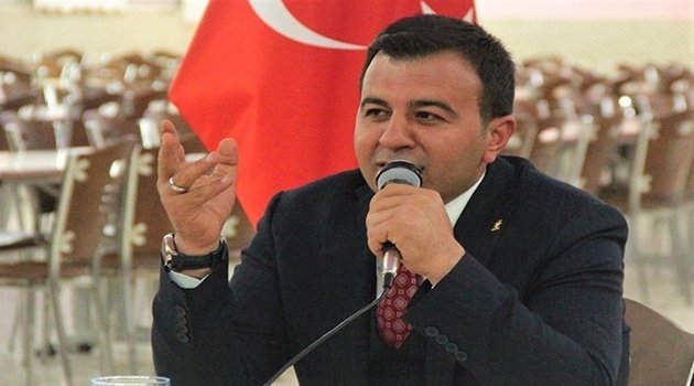 "Kader miydi kaza mıydı ecel miydi"