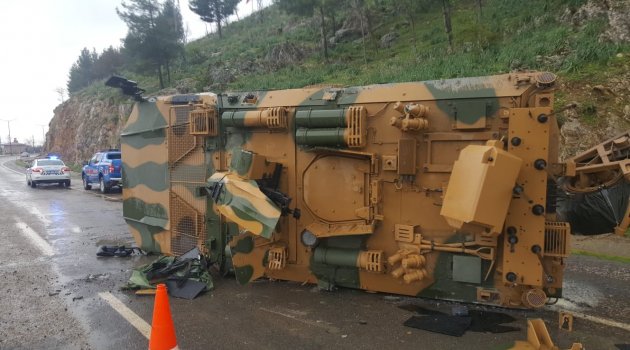 Kahramanmaraş'ta askeri araç devrildi: 2 yaralı
