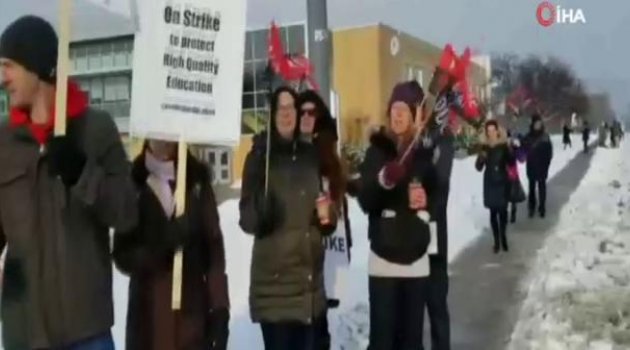 Kanada'da öğretmenlerden 1 günlük grev