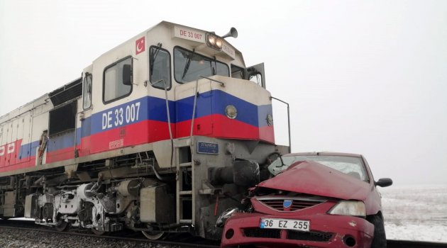 Kars'ta tren kazası: 3 ölü