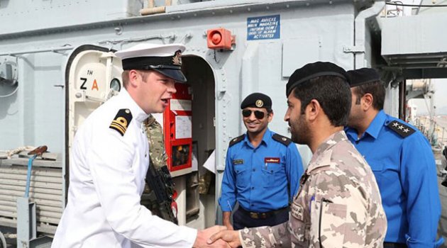 Katar ve İngiltere'den ortak askeri tatbikat
